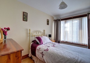 Barn 1 - Two Bedroom House, Sleeps 3