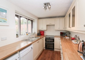 BARN COTTAGE, pet friendly, with a garden in Hinderwell