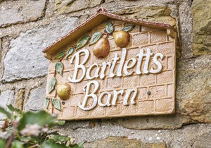 Bartlett's Barn- UK38276