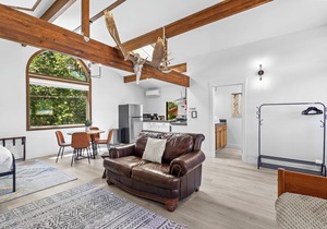 Basecamp Lodge - Cabin 1