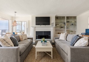 Bay View I by AvantStay Stylish Mission Beach Home on the Sand!