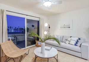 Bay View V by AvantStay Stylish Mission Beach Home on the Sand!