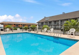 Baymont by Wyndham Warner Robins