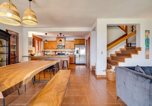 Bayview resort villa w/BBQ area, shared pool, amazing views, and beach access