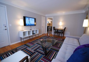 (BCJ1b) Stay Local before you go Loco! Flexible Stays. A Perfect Getaway.