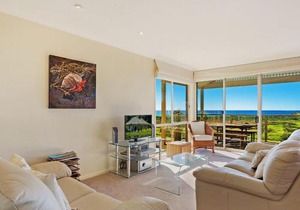 Beach Breakers Apartment Stunning Views