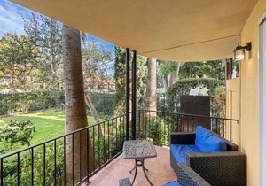 Beach Getaway — 2 blocks to the Beach and Funk Zone