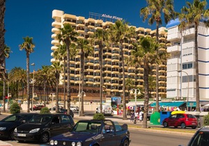 Beachfront apartment with sea views Aloha Playa Benalmadena