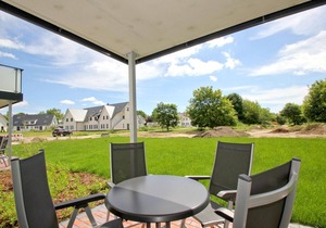 Beachfront apartment with terrace, use of swimming pool and sauna - Rex Rugia apartment 11-2