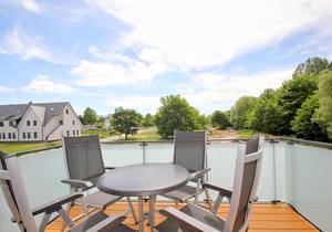 Beachfront apartment with balcony, use of swimming pool and sauna - Rex Rugia apartment 11-7 -