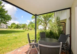 Beachfront apartment with terrace, use of swimming pool and sauna - Rex Rugia apartment 30-3