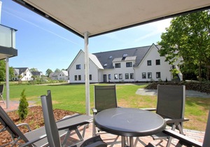 Beachfront apartment with terrace, use of swimming pool and sauna - Rex Rugia apartment 14-1