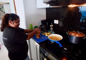 Beachfront Apt With Pool; Fabulous Balcony & Sea Views; Steps To Old City!