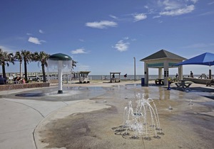 Beachy Getaway–Cozy, Clean & Equipped w/All Essentials! Relax, Enjoy & Refresh!