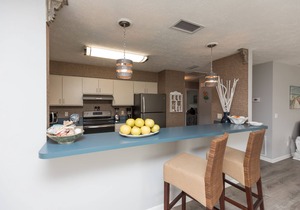 Beachy Getaway–Cozy, Clean & Equipped w/All Essentials! Relax, Enjoy & Refresh!