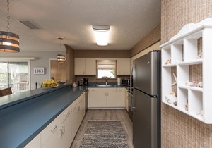 Beachy Getaway–Cozy, Clean & Equipped w/All Essentials! Relax, Enjoy & Refresh!