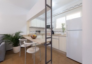 BEAUTIFUL APARTMENT IN FRONT OF THE SEA, DIRECT ACCESS TO THE BEACH, IDEAL FAMILIES.