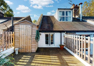 Beautiful 1bed attic w/terrace in North Kensington