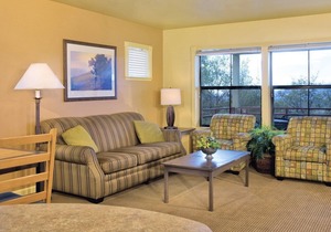 Beautiful 2 bedroom unit at resort, sleeps 6