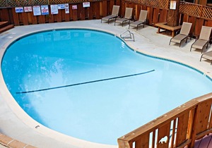 Beautiful 3 bedroom unit at resort, sleeps 8