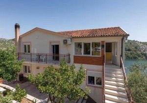 Beautiful Apartment In Ploce With Kitchen