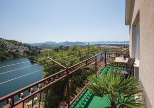 Beautiful Apartment In Ploce With Kitchen