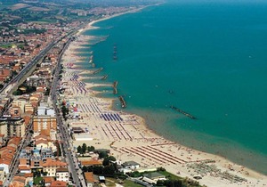 Beautiful Big Bright apartment in Marche hills
