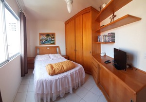 BEAUTIFUL FIT FOOT IN THE SAND - 30m FROM THE SEA