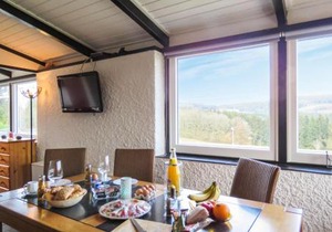 Beautiful Home In Gerolstein With Wifi