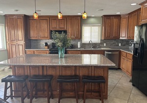 Beautiful home with sparkling pool, near golf course, minutes from lake!