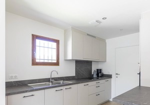 Beautiful house on holiday park with pool