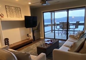 Beautiful lake view at the Knolls - 3 bedroom 3 bath condo
