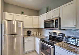 Beautiful Myrtle Beach Condo on Golf Course w/Pool