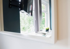 Beautiful Private Room 5 in a Modern House near Centre