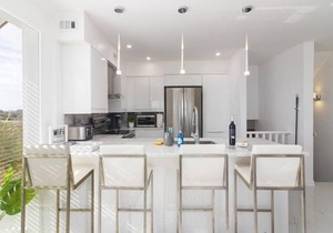 Beautiful Remodeled Oceanfront Condo ~ Best Location and Spectacular Views!