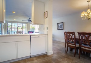 Beautiful & Spacious, Palm Springs Country Club, Pool, Great Location