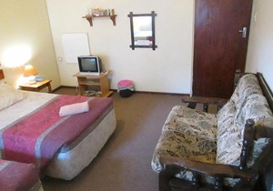 Bedrock Bb - Double Bedroom