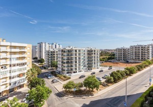 BeHappy Riviera Studio with Sunny Balcony & Pool View