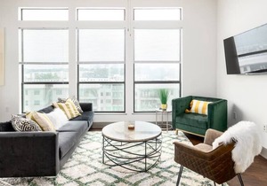 Beltline 2BR Top floor unit with city views