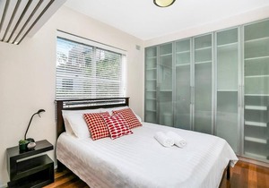 BENT6 - Spacious w/ Panoramic Sydney Harbour Views