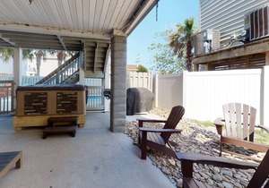 Bermuda Breeze unit D