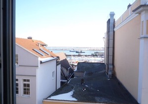 Berringer/beacon on the beach