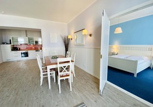 Berringer/Seestern, on the beach