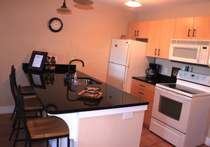 Best Location - 2BD Waterfront #7 (1 Nt Min - Instant Reserve - CheckIn Anytime)