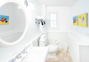 Best of Delaware - Two QUEEN Beds - Pet Friendly-Walk to Beach-Pool-Hot tub