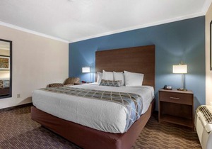 Best Western Airport Albuquerque InnSuites Hotel & Suites
