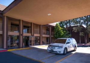 Best Western Airport Albuquerque InnSuites Hotel & Suites