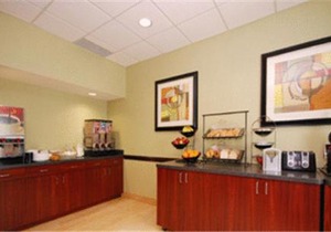 Best Western Airport Inn & Suites Cleveland