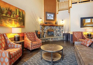 Best Western Plus Riverfront Hotel & Suites