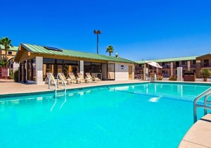 BEST WESTERN Plus Kings Inn & Suites